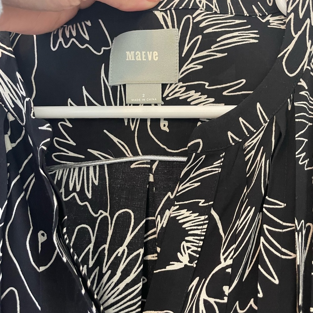 Maeve Button Down - Picture 2 of 4